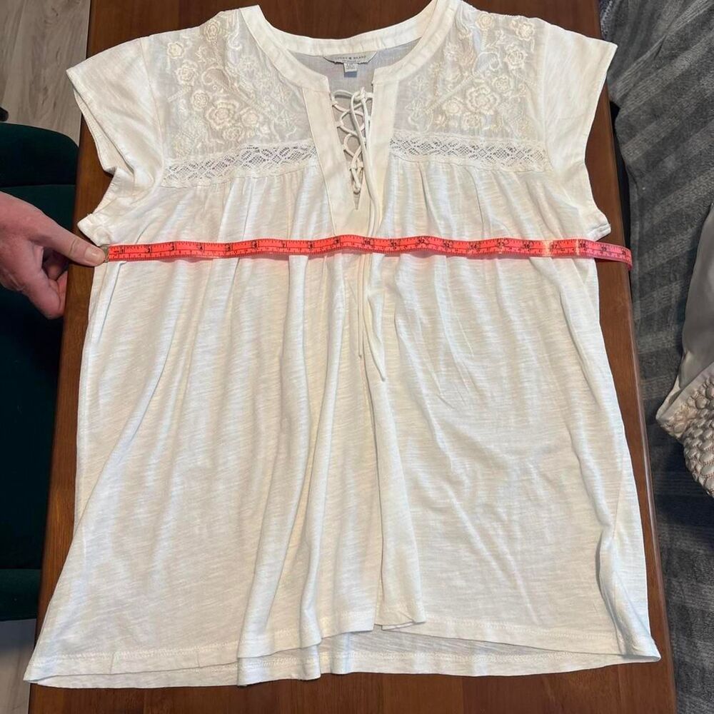 Lucky Brand White Blouse | Embroidered Detail | Large